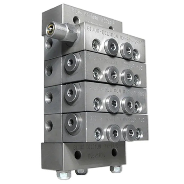 Bijur Delimon M2500B4G Assembly, 4 Section, 1/8-27 NPSF
