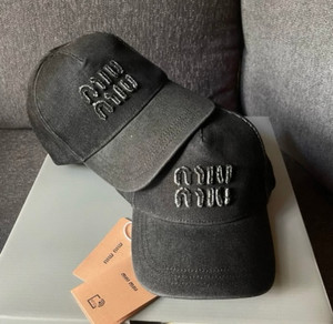 New Miu Miu Logo Embroidered Black Baseball Cap New Miu Miu Logo Embroidered Black Baseball Cap