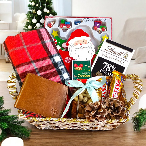 Gift Basket What To Get Your Boyfriend For Christmas Ideas Gift