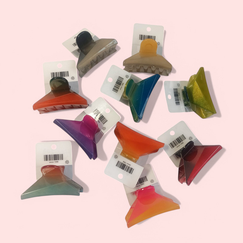 Bright Triangular Shaped Hair Clip-Colour may vary Clothing ...
