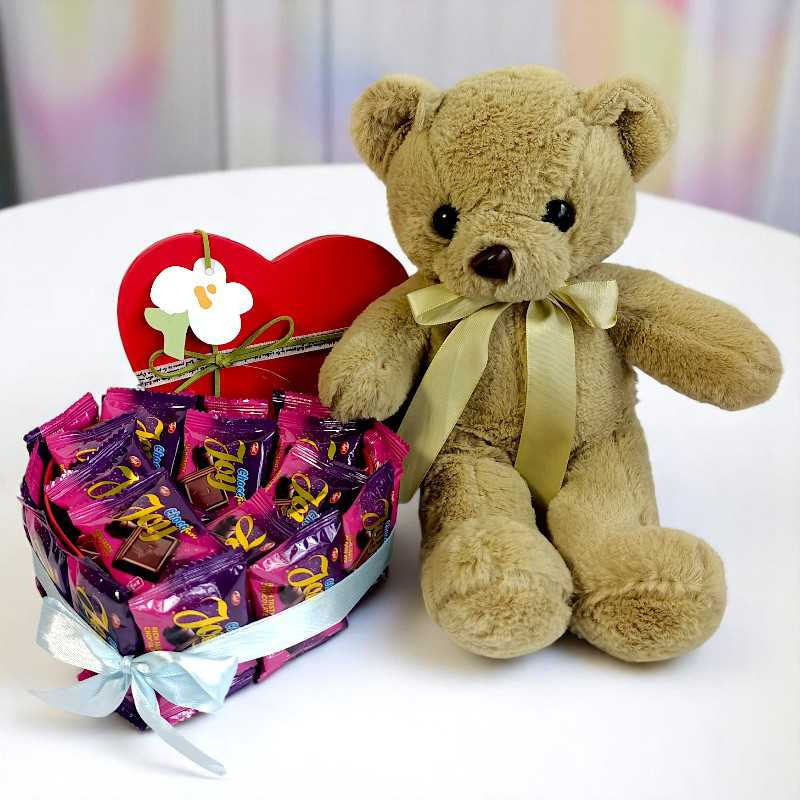 Sweet Love Gift Combo With Teddy And Chocolates Gift Hampers Gift to ...