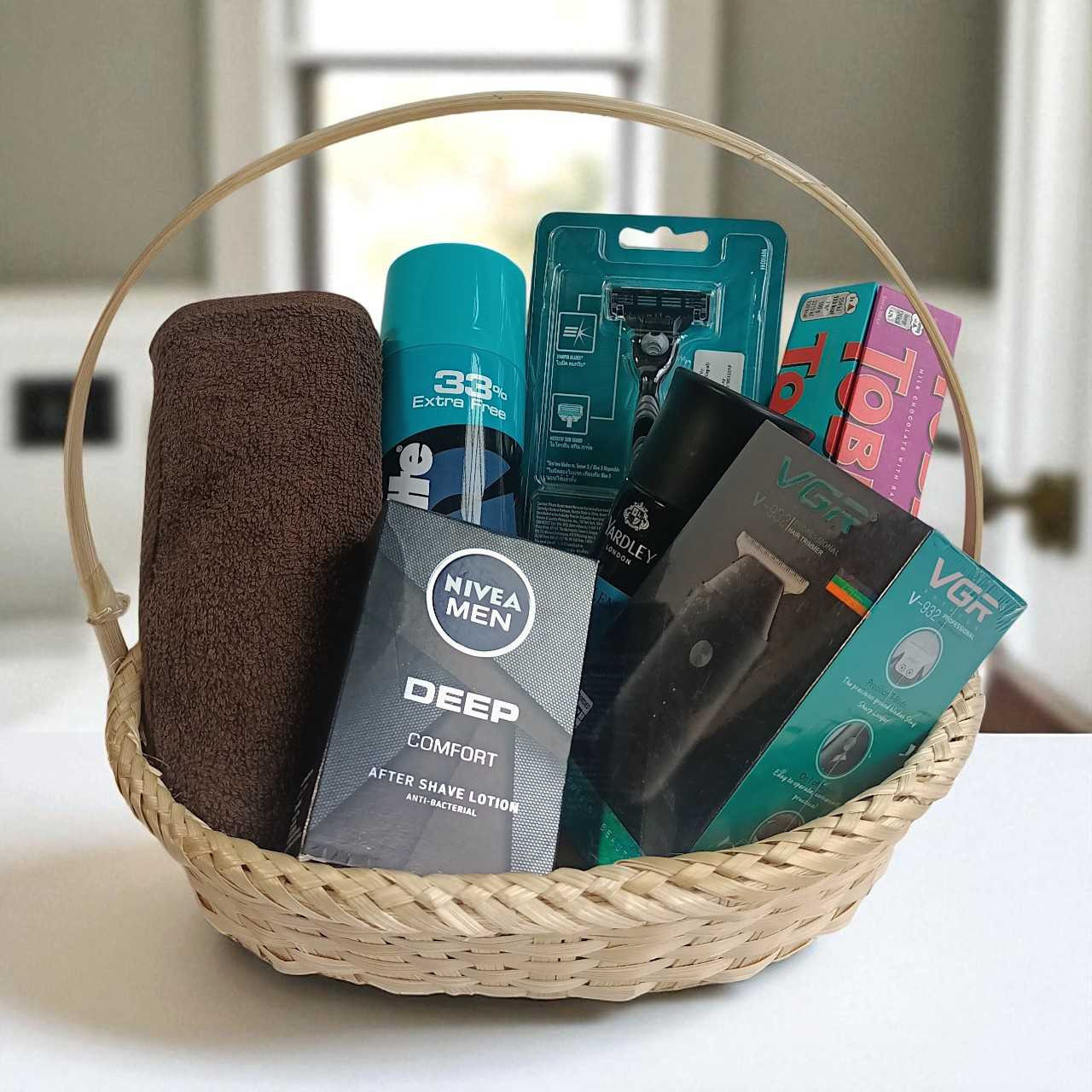 Men's Grooming &amp; Care Gift Basket Gift to Nepal | Giftmandu