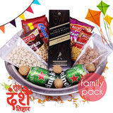 Big Bucket Celebration Food, Beer And JW Double Black Label 1L Hamper Big Bucket Celebration Food, Beer And JW Double Black Label 1L Hamper