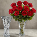 Simply Red (One Dozen Fresh Dutch Roses in Clear Vase)