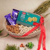 Sweets Gift Basket With Dry Nuts
