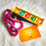 Makhamali Mala, Gourmet Chocolates & Greeting Card Combo