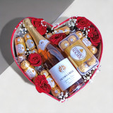 Exquisite Roses, Ferrero Chocolates & Jacobs Wine 750ml