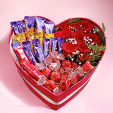 Love Duo's Chocolates and Roses For Valentine