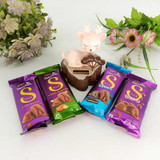 Silk Chocolate & Adorable Deer Showpiece Gift Set Silk Chocolate & Adorable Deer Showpiece Gift Set
