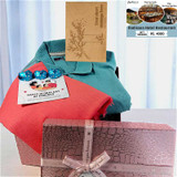 Parents Day Clothing hamper with Personalize Plaque & Voucher