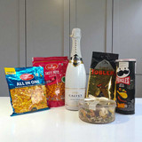 Elegant Celebration Hamper – Sparkling Wine, Chocolates & Nuts NKS-1020