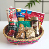Snacks Gift Basket & Real Juice JNK-4419