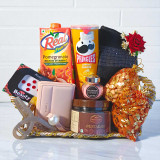Snacks with Cozy Gift Basket for Her JNK-4582