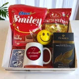 Festive Gift Box : Playcards, Printed Mug, Squeeze Ball and Delight Snacks