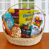 Dashain Gift hamper With Nuts & Sweets SK-867