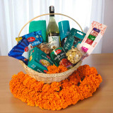 White Wine, Men's Essentials and Bhai Tika Sagun Combo Basket BPL-320
