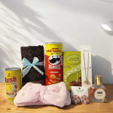 Glamorous Accessories With Snacks Gift Set For Her SK-1273