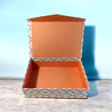 Flower Pattern Magnetic Closure Gift Box-Color May Vary