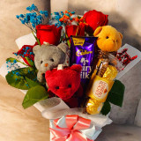 Roses & Chocolates Bouquet with Teddy Keyring JNK-5708