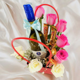 White Wine 750ml with Delightful Roses Bag