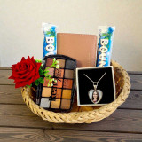 Stylish Wallet & Beauty Treats Basket JNK-5887