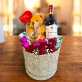 Love Celebration Box with Red Wine & Teddy JNK-6045