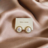 Elegant Classic Mabe Pearl Earrings with Crystal-Studded Gold Rim JR-329