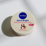 NIVEA Extra Bright Radiant & Smooth 8 Super Food UV Cream 100ml