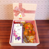 Fragrance, Treats & Cute Keepsake Gift Box For Her SK-2033