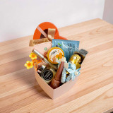 Beauty Gift Box with Candle, Ferrero Rocher & Cute Mirror JNK-6715