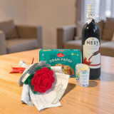Red Rose & Sweet Wine Gift Set SPM-763