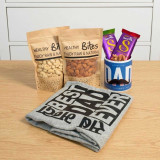 Premium Dad Appreciation Gift Set – T-Shirt, Nuts & Treats SK-3184