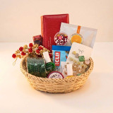 Green Bangles, Mehendi & Beauty Gift Set SPM-819
