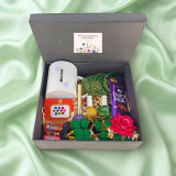 Mehendi, Bindi, Personalised Mug & Greeting Card Gift Set SK-3352