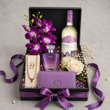 Purple Grace Hamper DKG-1510