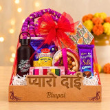 Brother’s Festive Nuts & Snacks Wooden Gift Set SK-3907