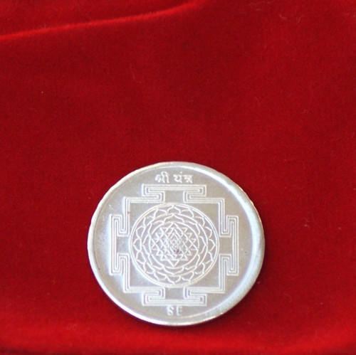 Lord Ganesh Ji and Goddess Laxmi - Silver Coin (5g)