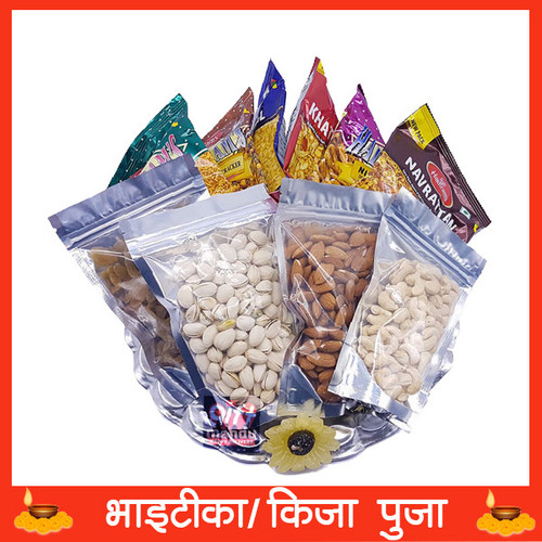 Namkeen and Dry Nuts Snack Hamper Tray