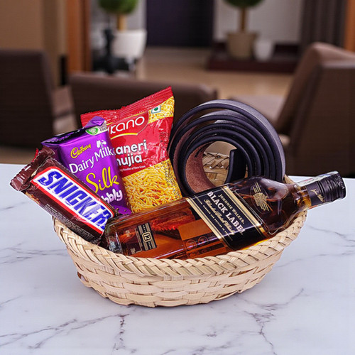 Jw Black Label 200ml, Bhujia, Chocolate And Belt Basket