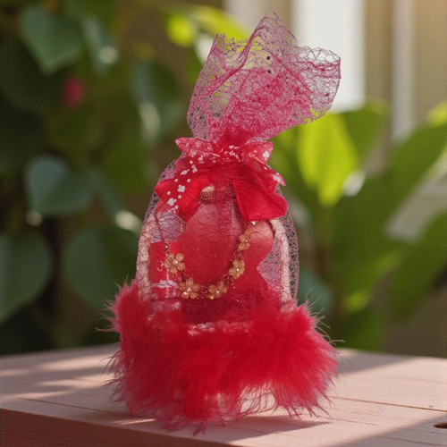 Cute Red Beautiful Basket Message Showpiece