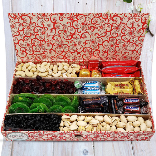 Chocolates, Dry Nuts and Dry Fruits Decorated Gift Box