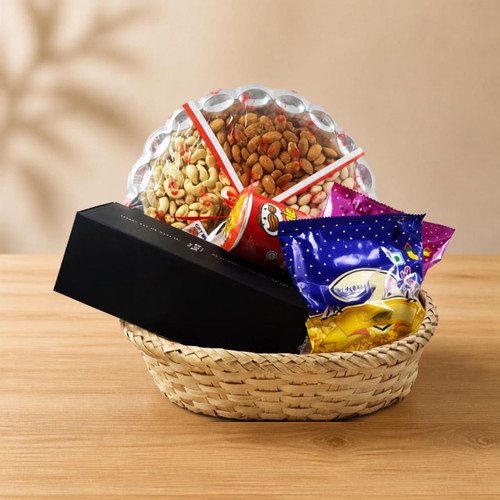 Jack Daniels Whisky with Dry Nuts Tray, Namkeen, Chips in a Basket