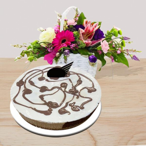 Cheesecake and Flower Basket Combo (Australia Delivery Only) Cheesecake and Flower Basket Combo (Australia Delivery Only)