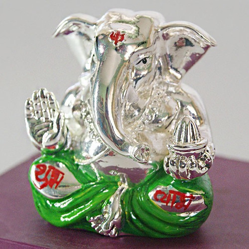 Silver Wax Idol of Lord Ganesh Ji (Green)