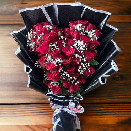 Attractive Bouquet of 3 Dozen Red Roses