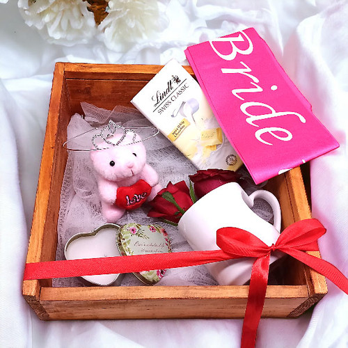 Best Bride To Be Gift Hamper