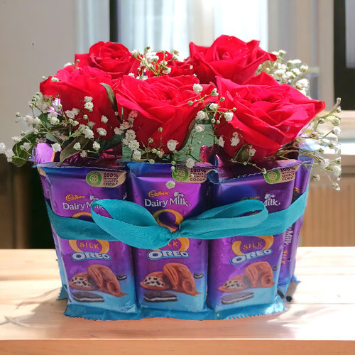 Dairy Milk Silk Oreo With Roses Combo