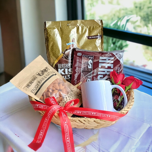 Personalized Mug with Chocolates and Almond Combo Personalized Mug with Chocolates and Almond Combo