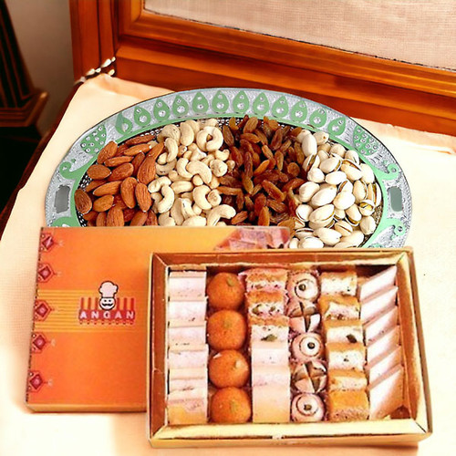 Dry Nuts With Mithai Combo