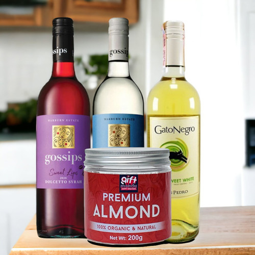 Gato Negro and Gossips Wine Set with Nuts Combo